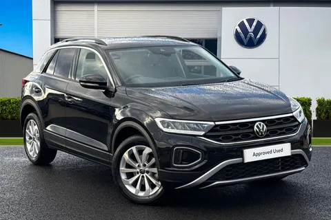 GF25XXT Volkswagen T-Roc 1.5 TSI Match 5dr Thumbnail #2