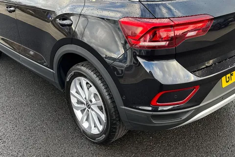 GF25XXT Volkswagen T-Roc 1.5 TSI Match 5dr Thumbnail #8