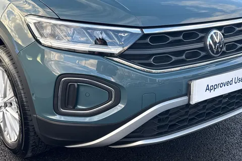 GF74UJO Volkswagen T-Roc 1.5 TSI Life 5dr DSG **VAT QUALIFYING** Thumbnail #9
