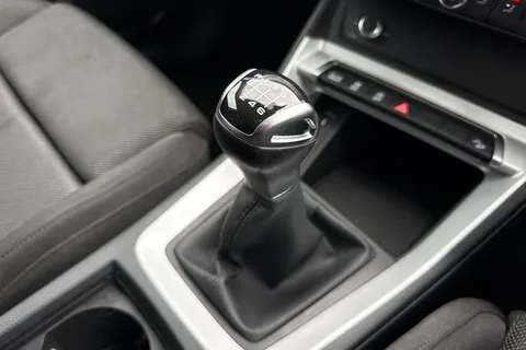 DW23FRD Audi Q3 1.5 TFSI CoD 35 Sport Sportback Euro 6 (s/s) 5dr Thumbnail #24