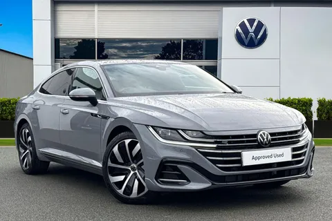 WD23BXO Volkswagen Arteon 2.0 TDI R-Line 5dr DSG | Panoramic Sunroof | Interior Ambient Lighting Thumbnail #2