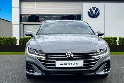 WD23BXO Volkswagen Arteon 2.0 TDI R-Line 5dr DSG | Panoramic Sunroof | Interior Ambient Lighting Thumbnail #7