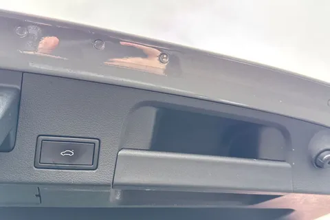 WD23BXO Volkswagen Arteon 2.0 TDI R-Line 5dr DSG | Panoramic Sunroof | Interior Ambient Lighting Thumbnail #39