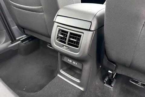 28 of 53 for SEAT ATECA 1.5 TSI EVO SE Technology 5dr DSG