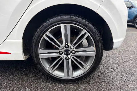 DP67BWM Kia Picanto 1.0 GT-Line Euro 6 5dr Thumbnail #7