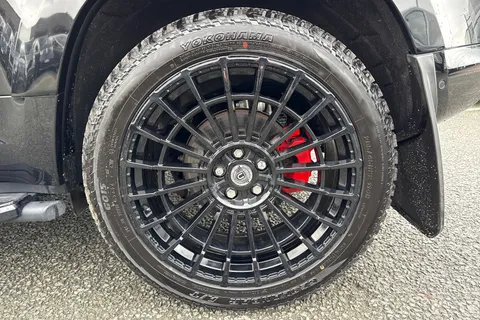 11 of 58 for Land Rover Defender 110 3.0 D250 MHEV XS Edition Auto 4WD Euro 6 (s/s) 5dr