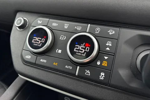 22 of 58 for Land Rover Defender 110 3.0 D250 MHEV XS Edition Auto 4WD Euro 6 (s/s) 5dr