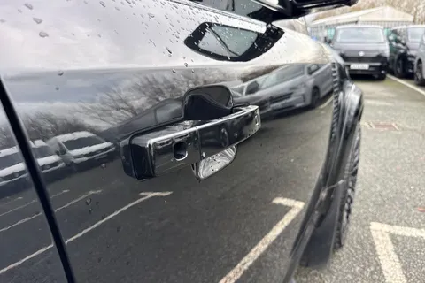 25 of 58 for Land Rover Defender 110 3.0 D250 MHEV XS Edition Auto 4WD Euro 6 (s/s) 5dr