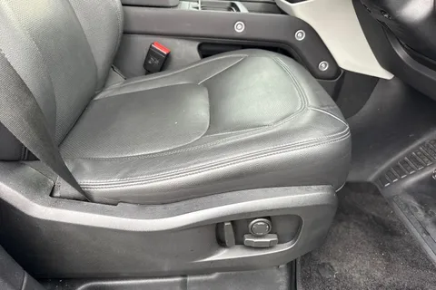 36 of 58 for Land Rover Defender 110 3.0 D250 MHEV XS Edition Auto 4WD Euro 6 (s/s) 5dr