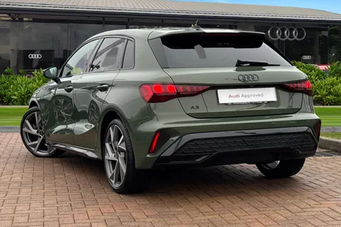 BV25EDF Audi A3 Black Edition 35 TFSI 150 PS S tronic Thumbnail #3