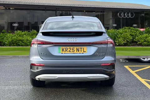 KR25NTL Audi Q4 e-tron Q4 Sportback Sport 45 e-tron  210,00 kW Thumbnail #5