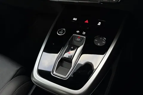 KR25NTL Audi Q4 e-tron Q4 Sportback Sport 45 e-tron  210,00 kW Thumbnail #24