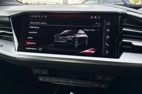 KR25NTL Audi Q4 e-tron Q4 Sportback Sport 45 e-tron  210,00 kW Thumbnail #33