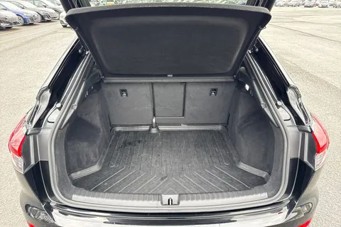 CK72BVN Audi Q4 e-tron Q4 Sportback Edition 1 50 e-tron quattro 220,00 kW Thumbnail #7