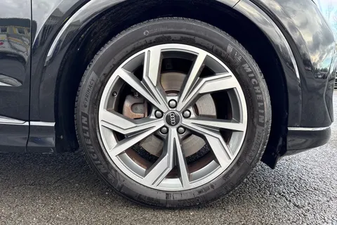 CK72BVN Audi Q4 e-tron Q4 Sportback Edition 1 50 e-tron quattro 220,00 kW Thumbnail #10