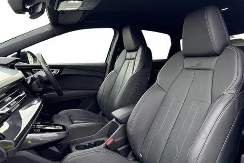 CK72BVN Audi Q4 e-tron Q4 Sportback Edition 1 50 e-tron quattro 220,00 kW Thumbnail #16