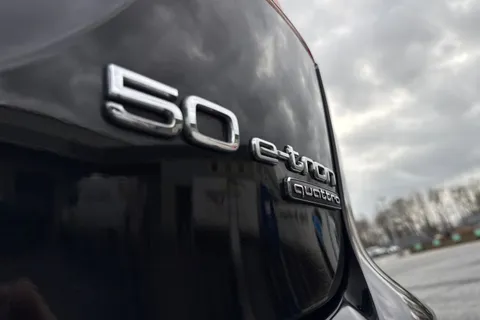 CK72BVN Audi Q4 e-tron Q4 Sportback Edition 1 50 e-tron quattro 220,00 kW Thumbnail #36