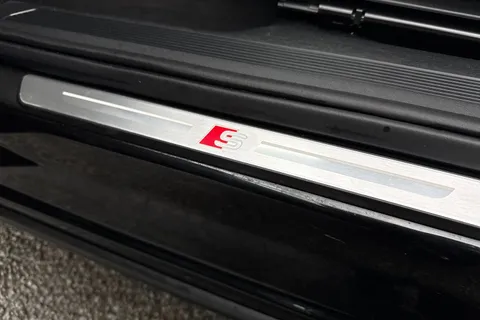 CK72BVN Audi Q4 e-tron Q4 Sportback Edition 1 50 e-tron quattro 220,00 kW Thumbnail #44