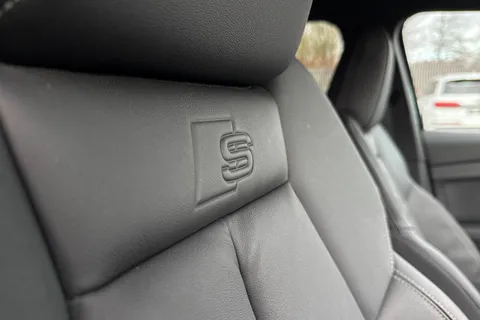 CK72BVN Audi Q4 e-tron Q4 Sportback Edition 1 50 e-tron quattro 220,00 kW Thumbnail #47