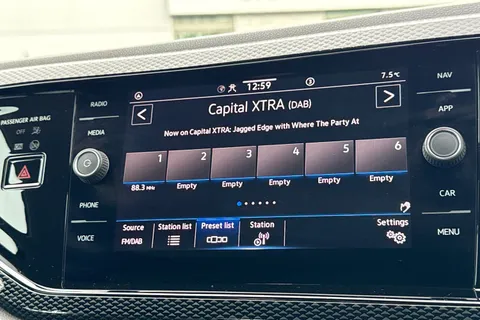 27 of 45 for Volkswagen Polo 1.0 TSI Life 5dr | Parking Sensors Front & Rear | Automatic Lights