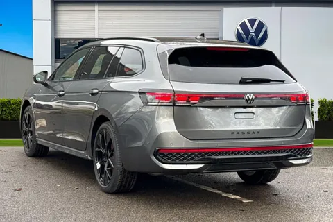  Volkswagen Passat 1.5 eTSI MHEV R-Line Estate 5dr Petrol Hybrid DSG Euro 6 (s/s) (150 ps) Thumbnail #2