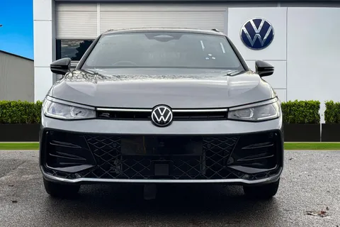  Volkswagen Passat 1.5 eTSI MHEV R-Line Estate 5dr Petrol Hybrid DSG Euro 6 (s/s) (150 ps) Thumbnail #5