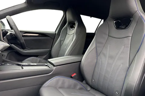  Volkswagen Passat 1.5 eTSI MHEV R-Line Estate 5dr Petrol Hybrid DSG Euro 6 (s/s) (150 ps) Thumbnail #15