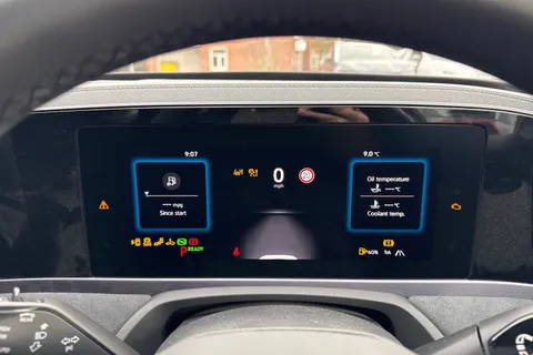  Volkswagen Passat 1.5 eTSI MHEV R-Line Estate 5dr Petrol Hybrid DSG Euro 6 (s/s) (150 ps) Thumbnail #35