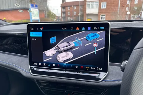  Volkswagen Passat 1.5 eTSI MHEV R-Line Estate 5dr Petrol Hybrid DSG Euro 6 (s/s) (150 ps) Thumbnail #47