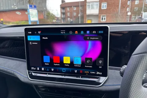  Volkswagen Passat 1.5 eTSI MHEV R-Line Estate 5dr Petrol Hybrid DSG Euro 6 (s/s) (150 ps) Thumbnail #50