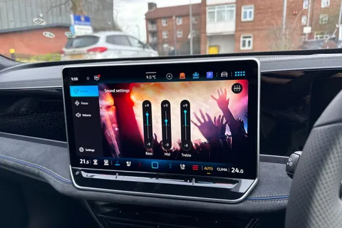  Volkswagen Passat 1.5 eTSI MHEV R-Line Estate 5dr Petrol Hybrid DSG Euro 6 (s/s) (150 ps) Thumbnail #53