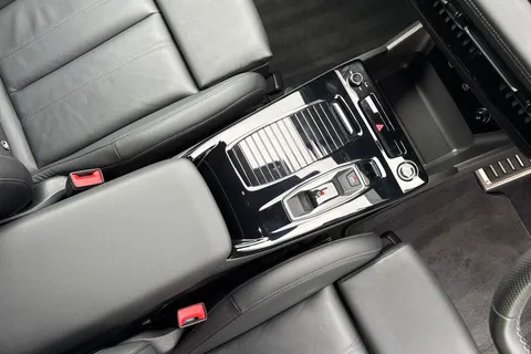 FN25EFE Audi Q6 E-Tron Q6 SUV S line e-tron quattro 285,00 kW Thumbnail #21