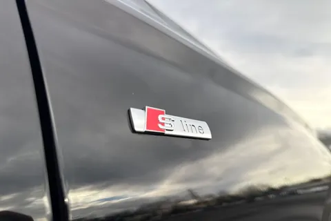 FN25EFE Audi Q6 E-Tron Q6 SUV S line e-tron quattro 285,00 kW Thumbnail #31