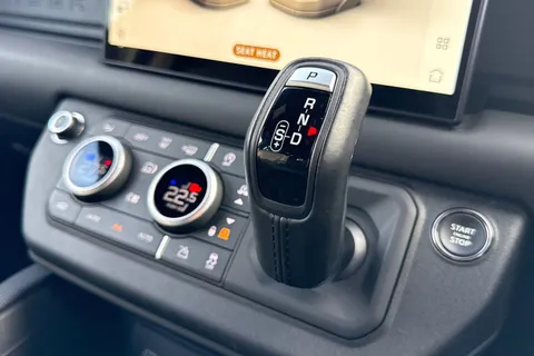 KJ24GWN Land Rover Defender 110 5.0 P525 V8 5dr Thumbnail #15