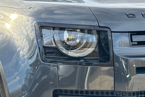 KJ24GWN Land Rover Defender 110 5.0 P525 V8 5dr Thumbnail #19