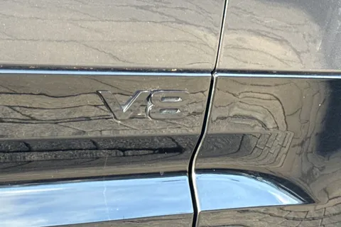 KJ24GWN Land Rover Defender 110 5.0 P525 V8 5dr Thumbnail #33