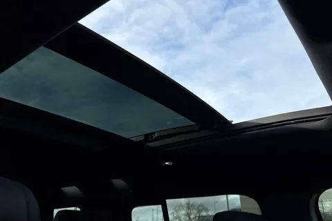 KJ24GWN Land Rover Defender 110 5.0 P525 V8 5dr Thumbnail #34