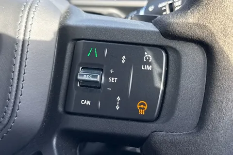 KJ24GWN Land Rover Defender 110 5.0 P525 V8 5dr Thumbnail #35