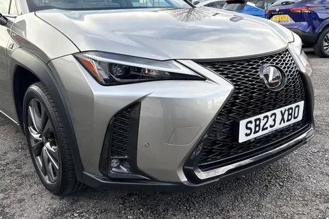 SB23XBO Lexus Ux 2.0 250h F Sport Design E-CVT Euro 6 (s/s) 5dr Thumbnail #9