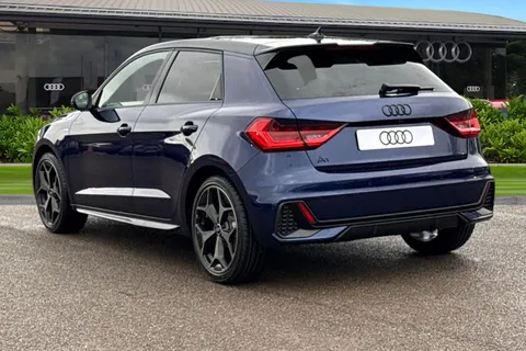 Audi A1 1.5 TFSI 35 Black Edition Sportback S Tronic Euro 6 (s/s) 5dr Thumbnail #3