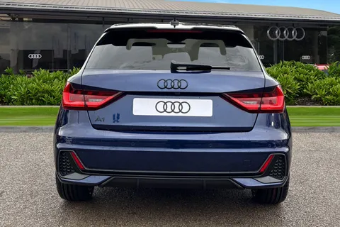 Audi A1 1.5 TFSI 35 Black Edition Sportback S Tronic Euro 6 (s/s) 5dr Thumbnail #5