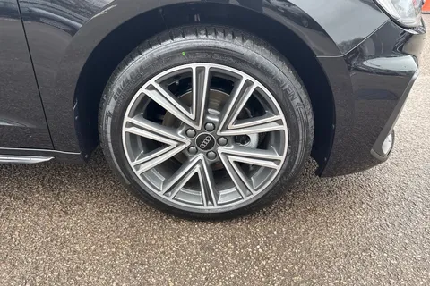  Audi A1 1.5 TFSI 35 S line Sportback S Tronic Euro 6 (s/s) 5dr Thumbnail #10