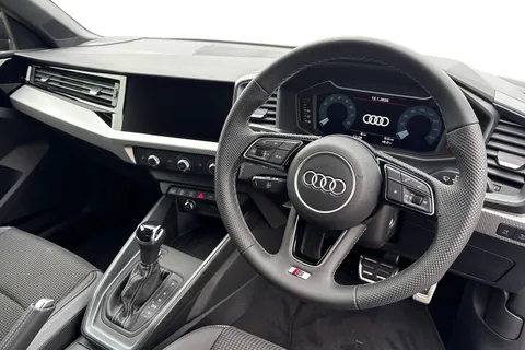  Audi A1 1.5 TFSI 35 S line Sportback S Tronic Euro 6 (s/s) 5dr Thumbnail #18