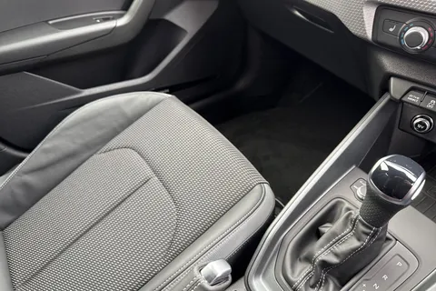  Audi A1 1.5 TFSI 35 S line Sportback S Tronic Euro 6 (s/s) 5dr Thumbnail #20