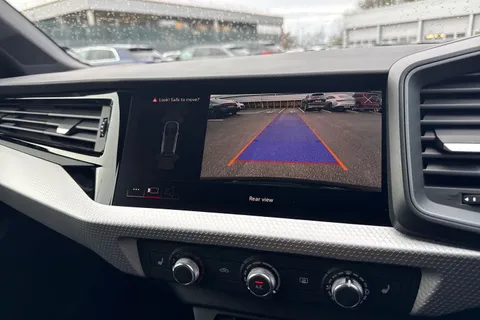  Audi A1 1.5 TFSI 35 S line Sportback S Tronic Euro 6 (s/s) 5dr Thumbnail #31