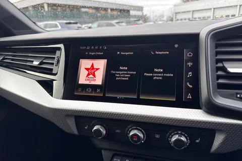  Audi A1 1.5 TFSI 35 S line Sportback S Tronic Euro 6 (s/s) 5dr Thumbnail #32