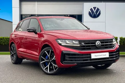 DG75WJK Volkswagen Touareg 3.0 V6 TSI eHybrid 4Motion R 5dr Tip Auto | Tow Bar | Massage Seats Thumbnail #1
