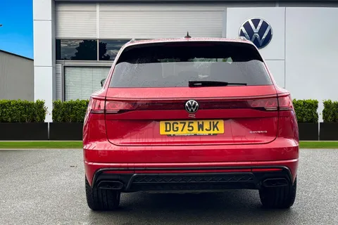DG75WJK Volkswagen Touareg 3.0 V6 TSI eHybrid 4Motion R 5dr Tip Auto | Tow Bar | Massage Seats Thumbnail #4