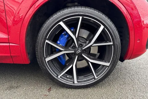 DG75WJK Volkswagen Touareg 3.0 V6 TSI eHybrid 4Motion R 5dr Tip Auto | Tow Bar | Massage Seats Thumbnail #10