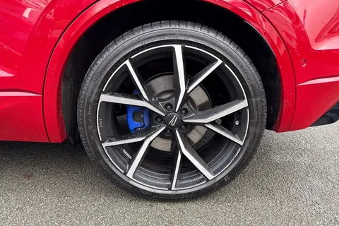 DG75WJK Volkswagen Touareg 3.0 V6 TSI eHybrid 4Motion R 5dr Tip Auto | Tow Bar | Massage Seats Thumbnail #12